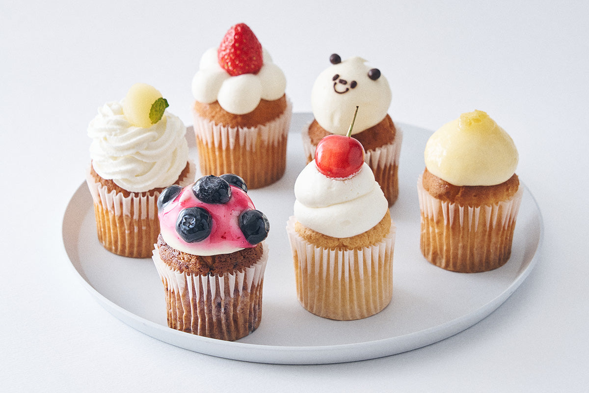 7月のフレッシュカップケーキ