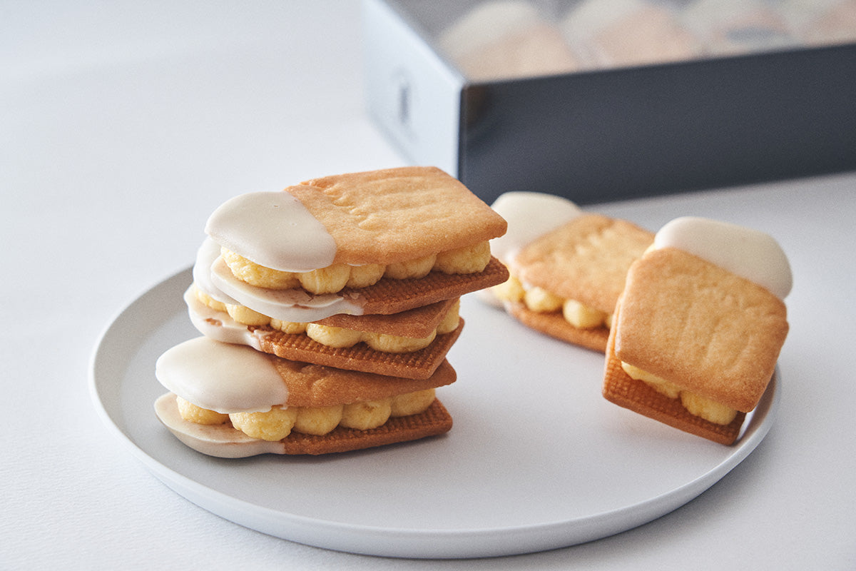 パッションフルーツ生バターサンド発売