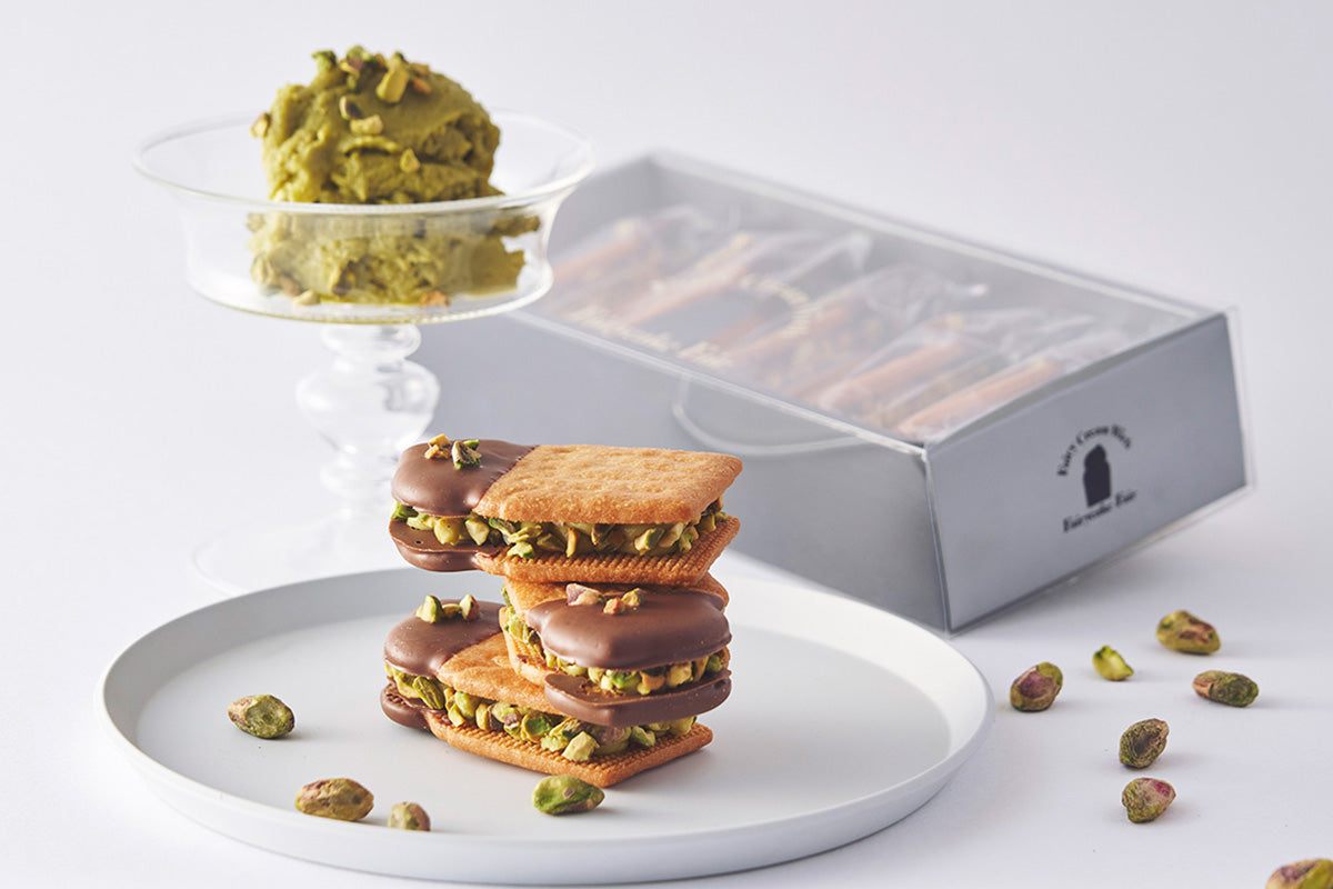 ピスタチオ生バターサンドを年末年始の期間限定で発売!
