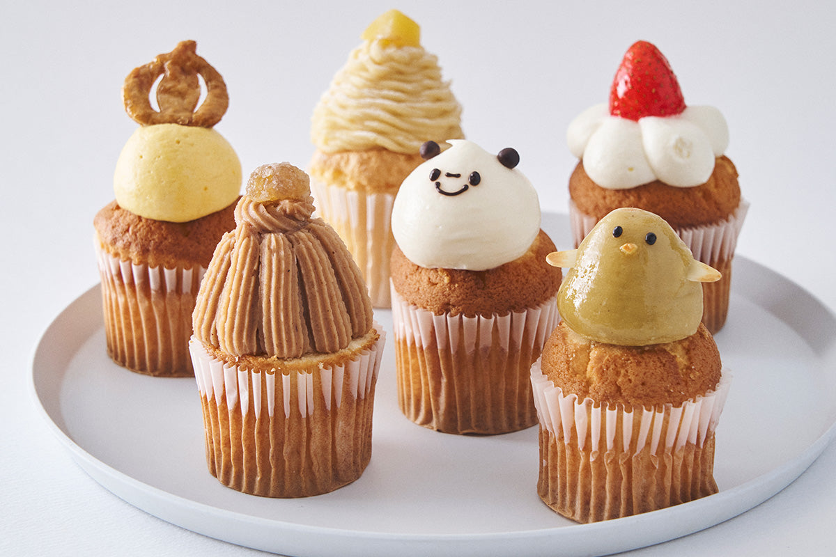 11月のフレッシュカップケーキ