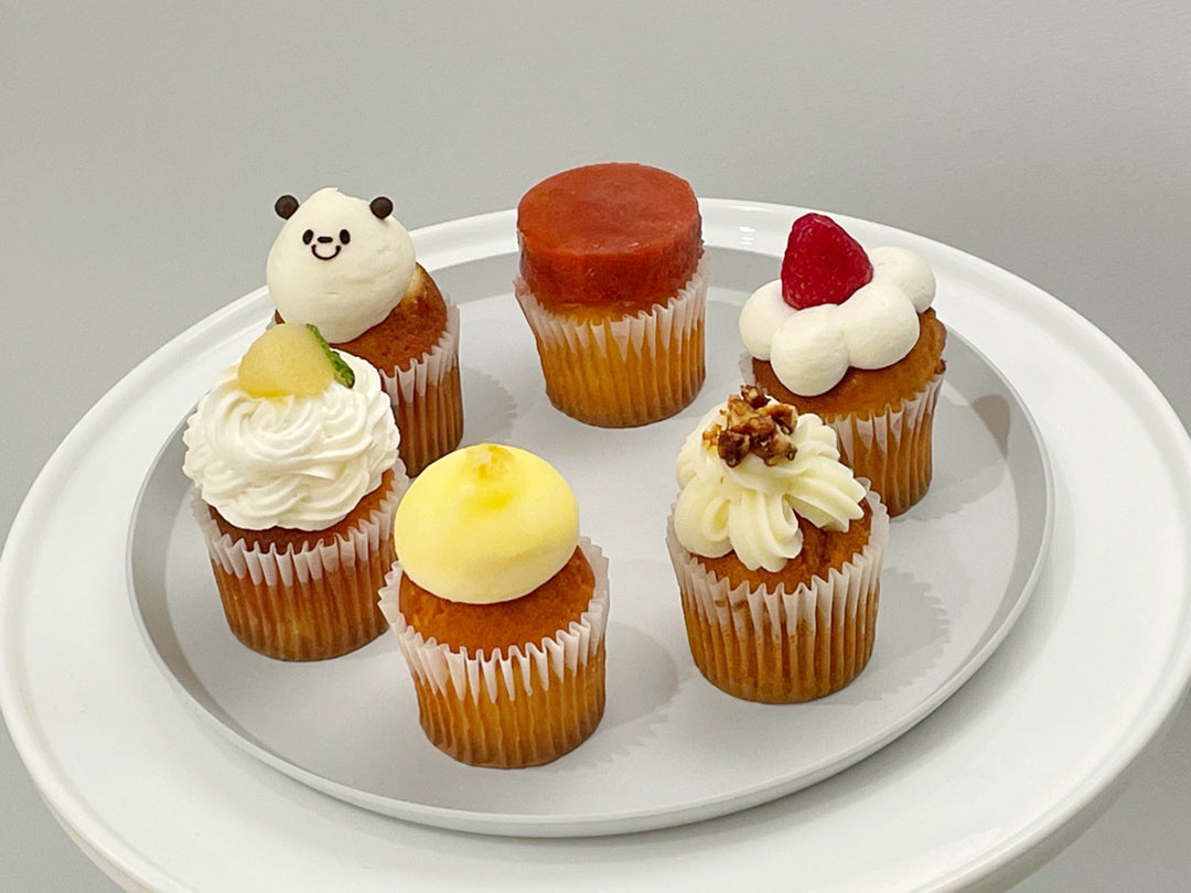 6月のフレッシュカップケーキ