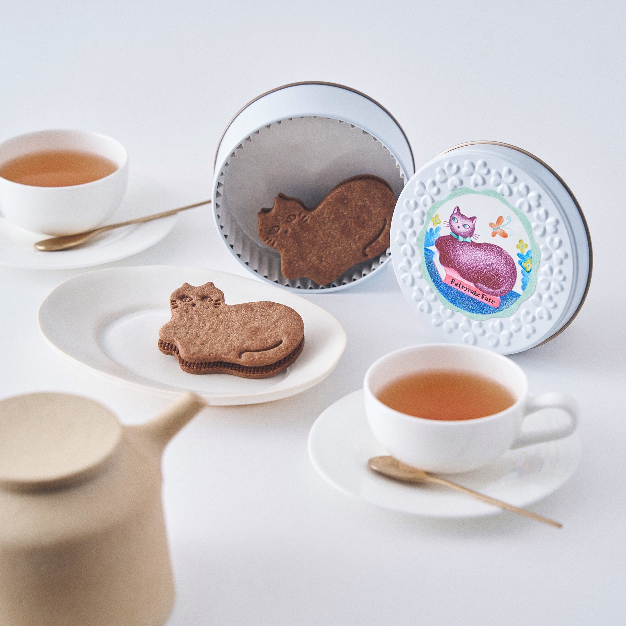 【期間限定】My favorite Mint chocolate Cookie Tin (チョコミントサンドクッキー缶)