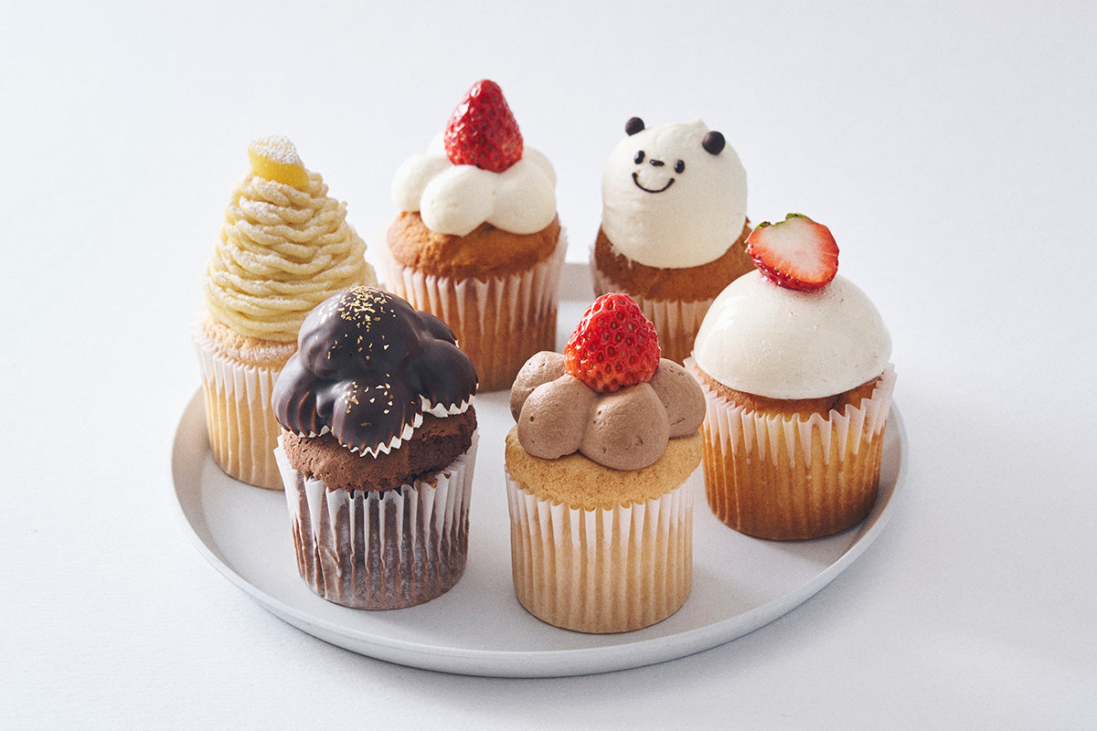 2月のフレッシュカップケーキ