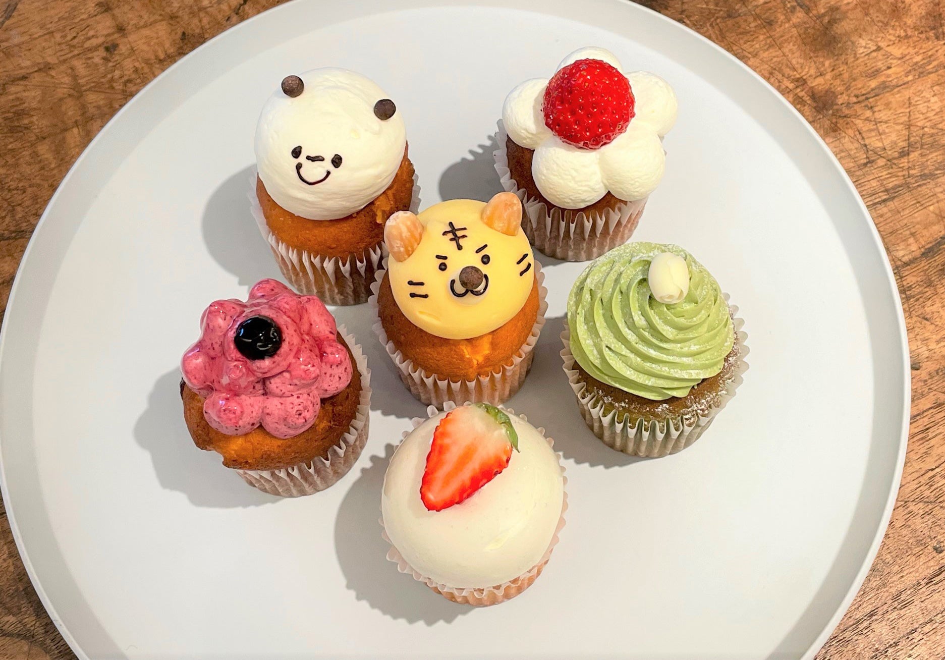 1月12日〜のフレッシュカップケーキ