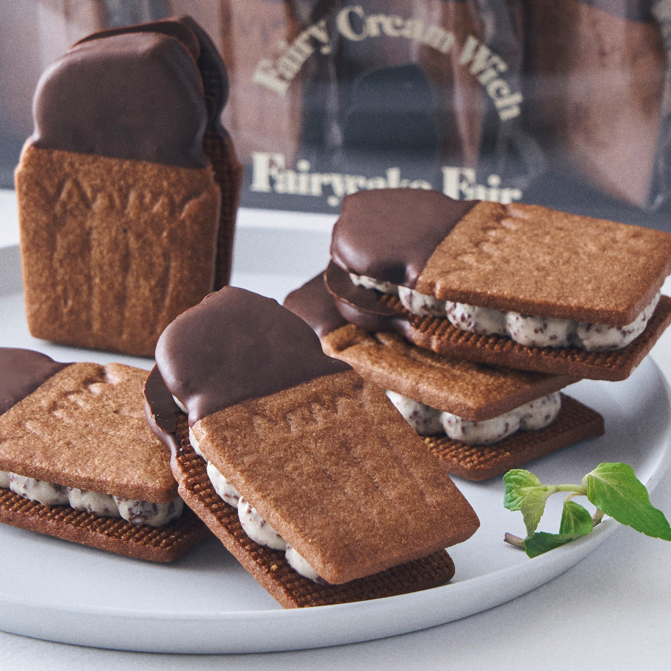 【期間限定】フェアリークリームウィッチ 生バターサンド レーズン＆チョコミント2種セット ギフト箱