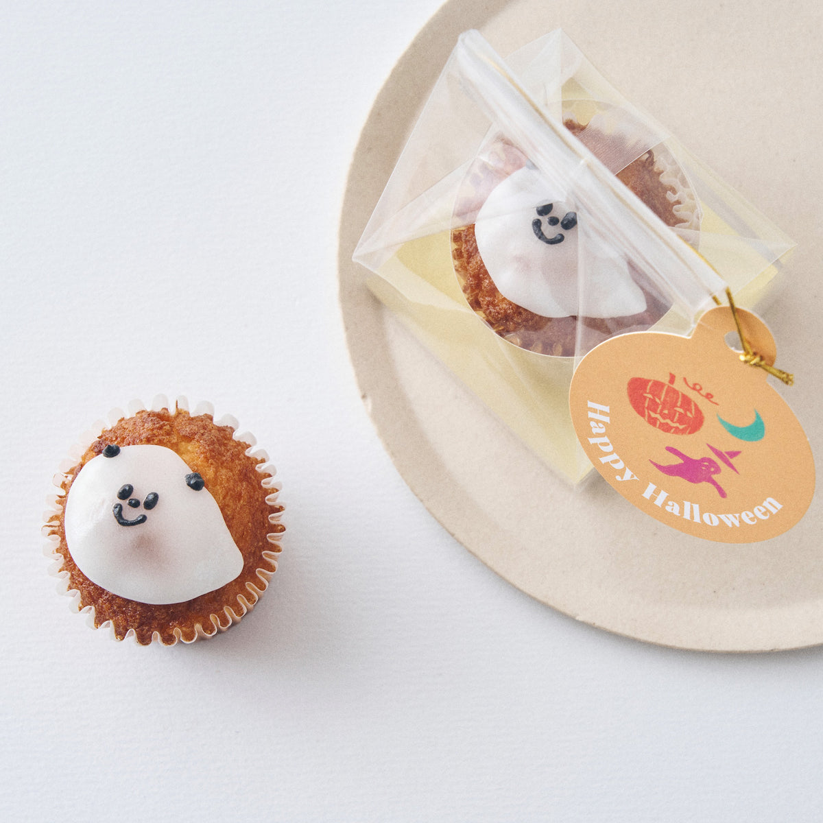 【期間限定】1CUPCAKE おばけパンダカップケーキ