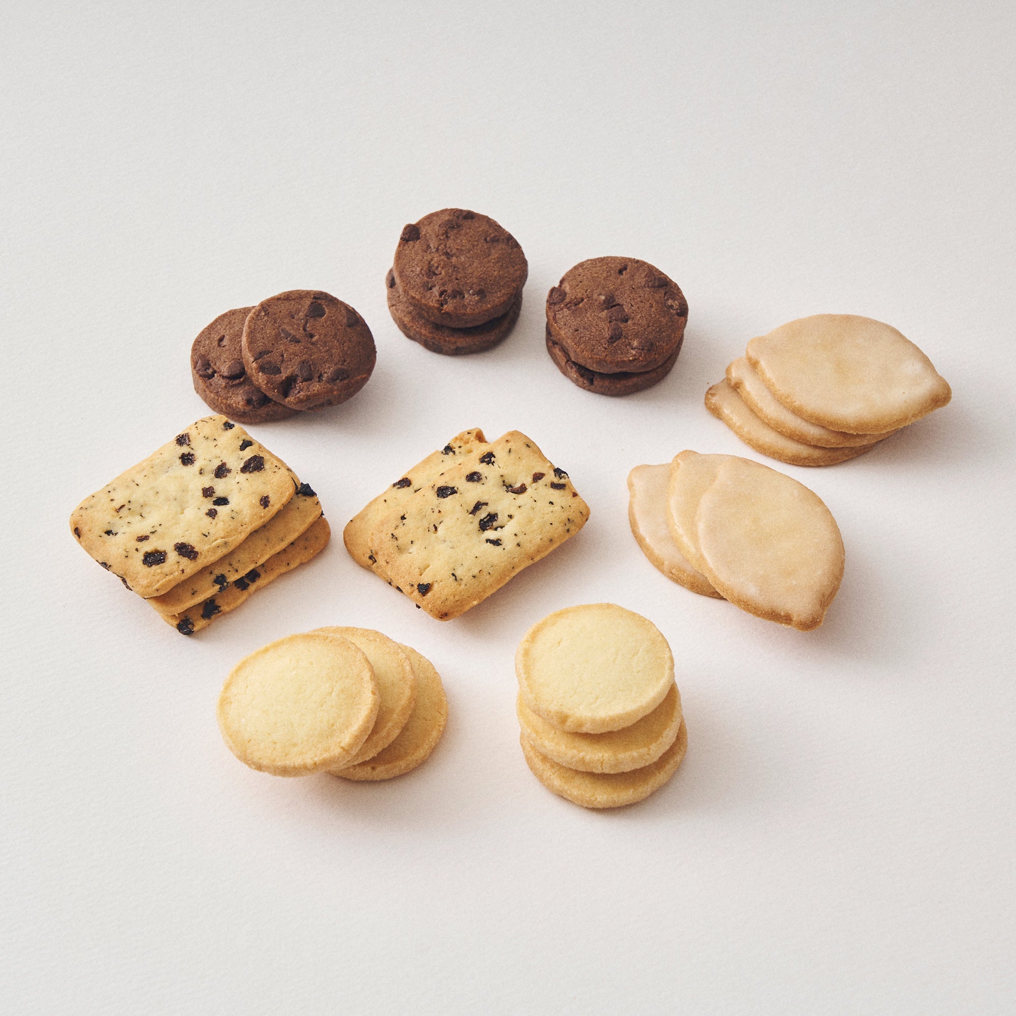 FF biscuits can [tea time]ティータイムのとびら缶